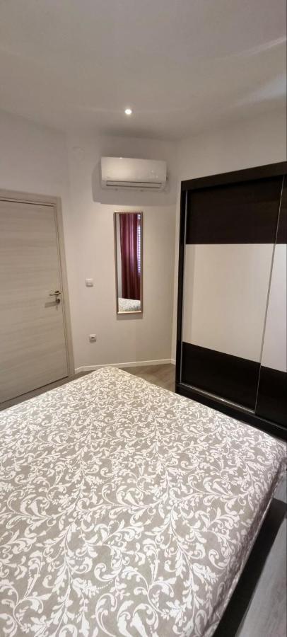 Apartment Lori - Beautiful View Rijeka Bagian luar foto